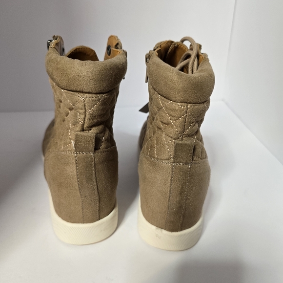 White Mountain boots 8 - Picture 3 of 6